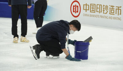 逐梦冰雪——能滑冰会补冰，这位冬奥志愿者不简单