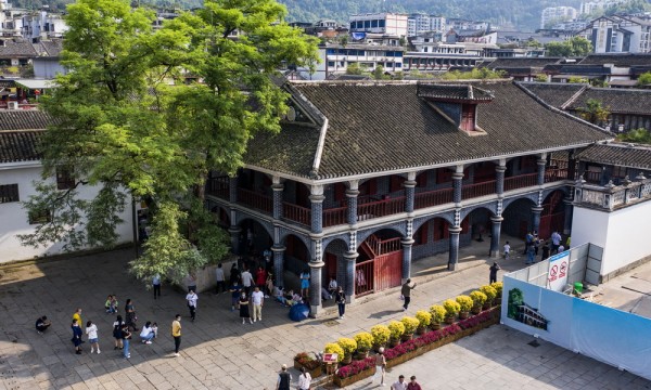 它们，见证“伟大转折”